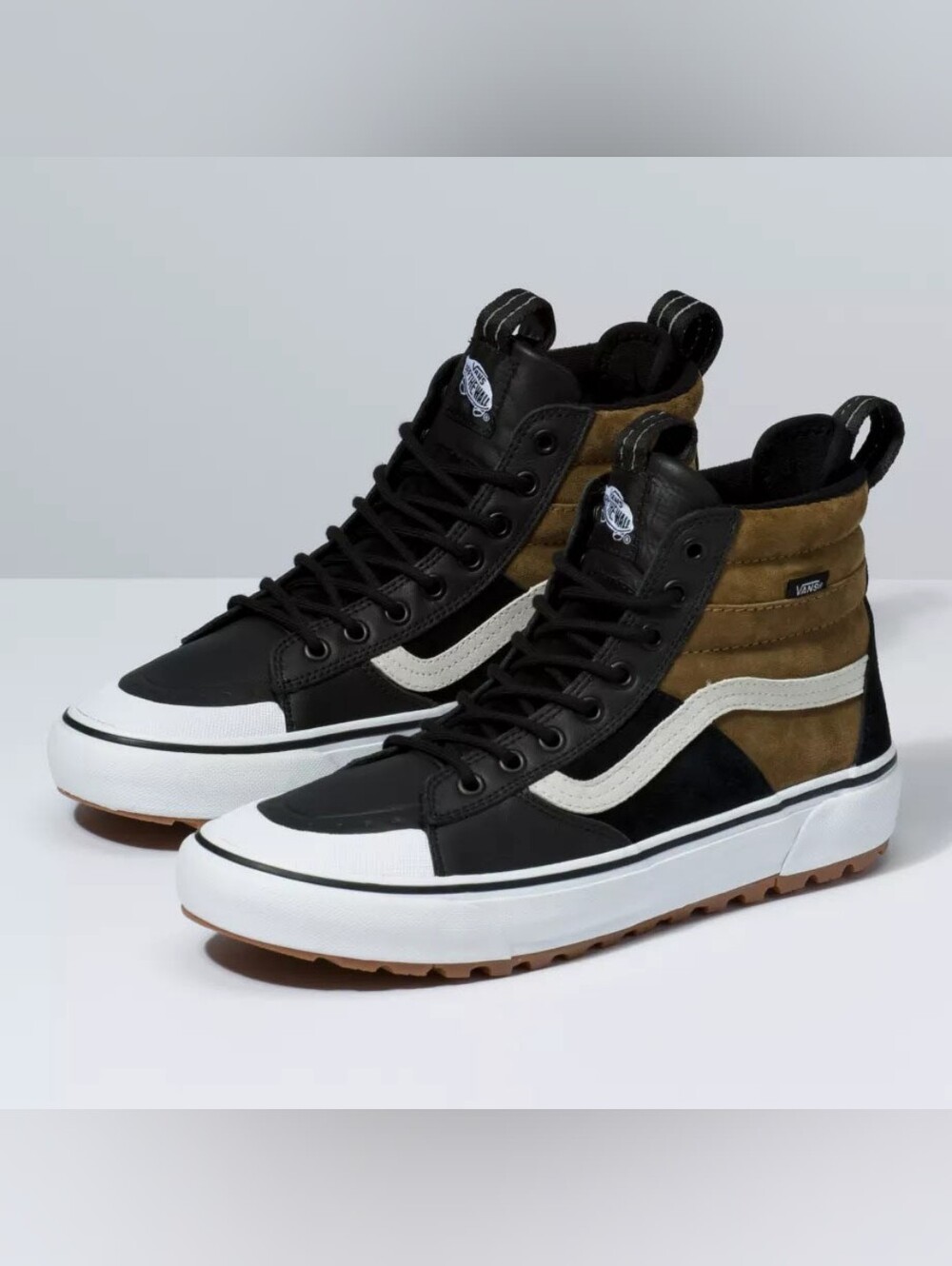 Size Men's 13 - Vans Sk8- MTE 2.0 DX High Dirt/True White New In Box Never Worn